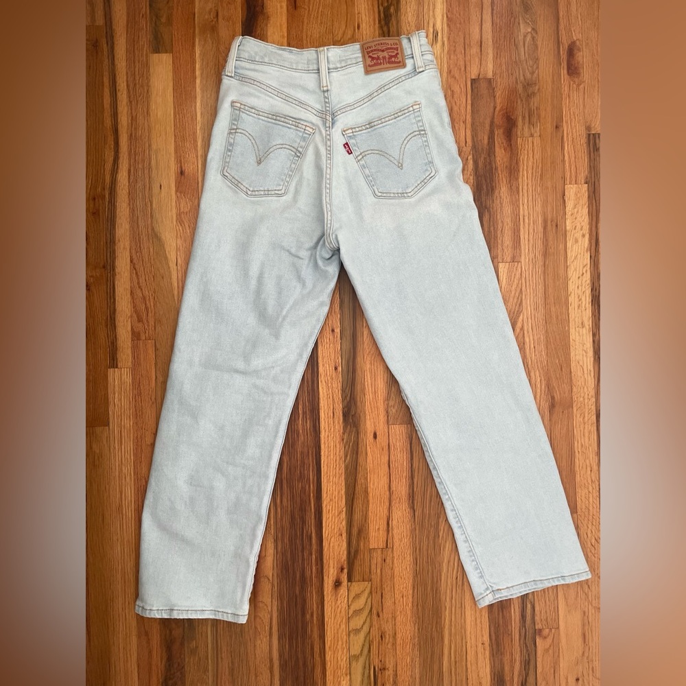 LEVI Ribecage Straight Ankle Jeans